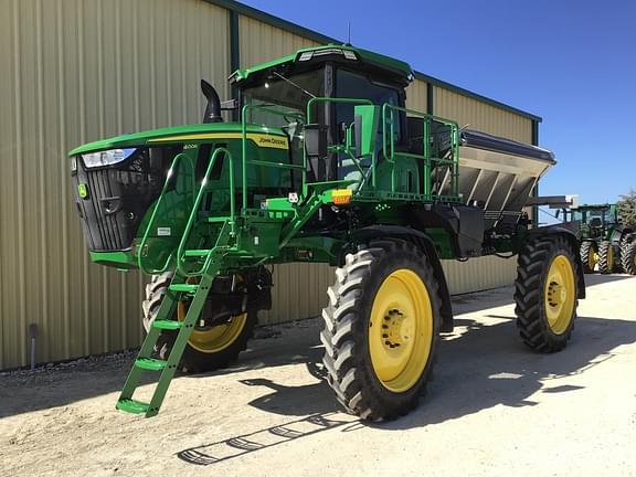 Image of John Deere 400R equipment image 2