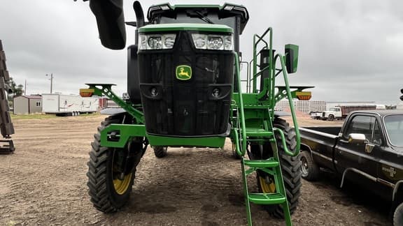 Image of John Deere 400R equipment image 2