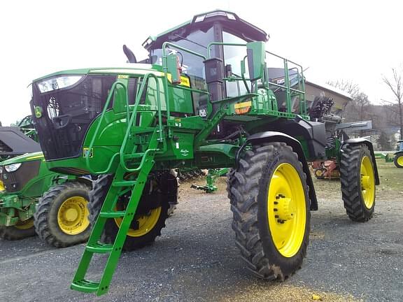 Image of John Deere 400R Primary image