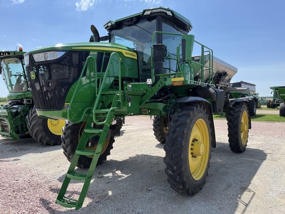 Image of John Deere 400R equipment image 2