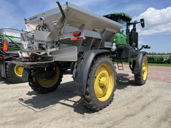Image of John Deere 400R equipment image 3
