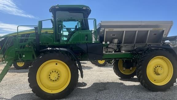 Image of John Deere 400R equipment image 3