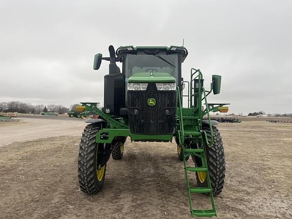 Image of John Deere 400R equipment image 1