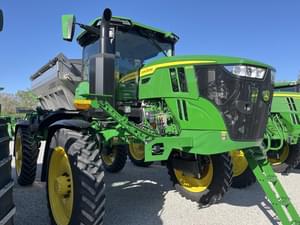 2024 John Deere 400R Image