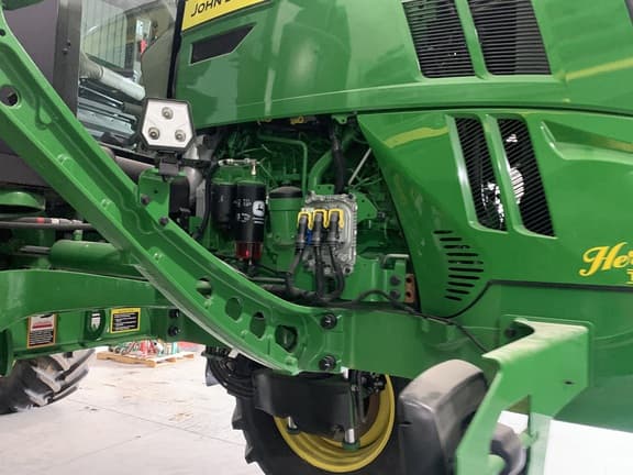 Image of John Deere 400R equipment image 3