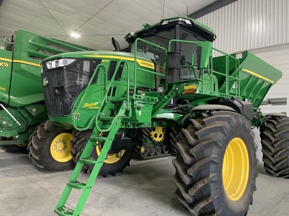 Image of John Deere 400R equipment image 1