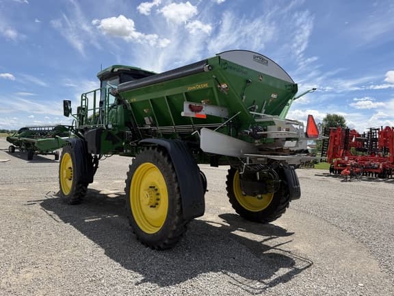 Image of John Deere 400R equipment image 1