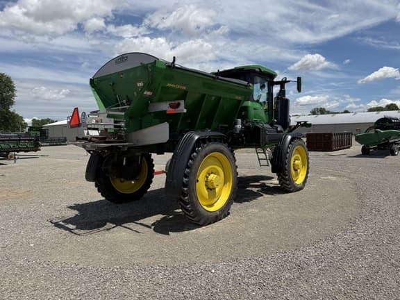 Image of John Deere 400R equipment image 2