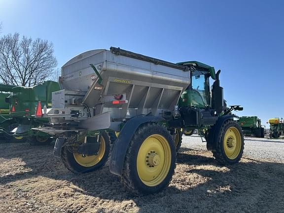 Image of John Deere 400R equipment image 3