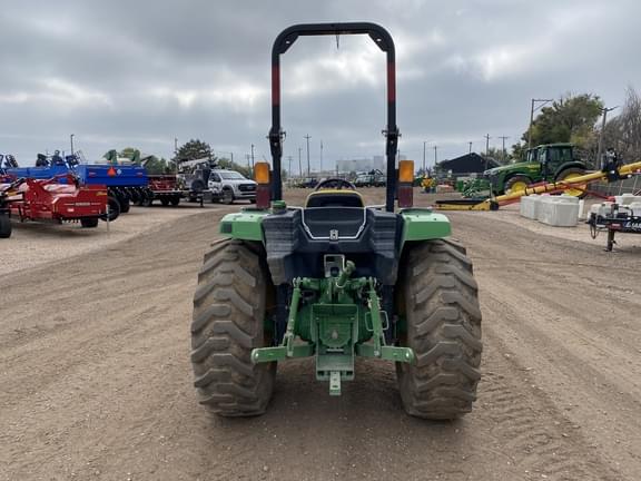 Image of John Deere 4044M equipment image 4