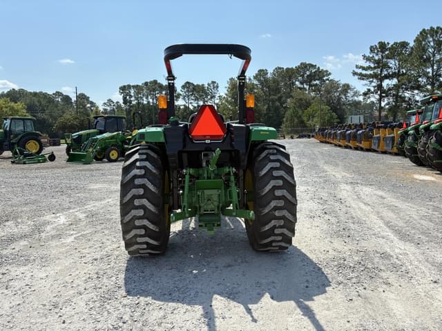 Image of John Deere 4044M equipment image 3