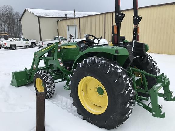 Image of John Deere 4044M equipment image 3