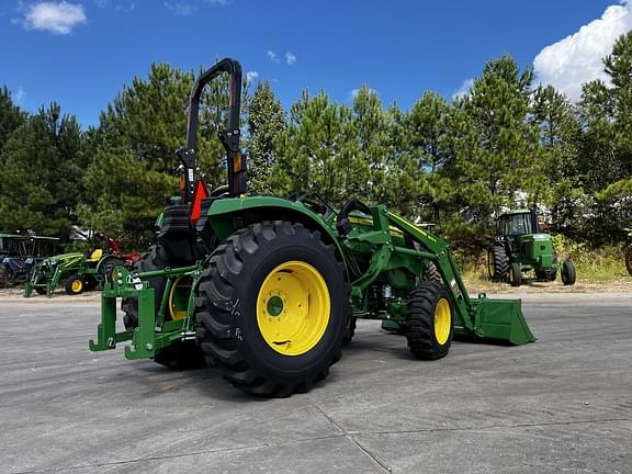 Image of John Deere 4044M equipment image 3