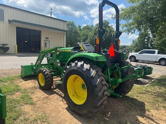 Image of John Deere 4044M equipment image 3