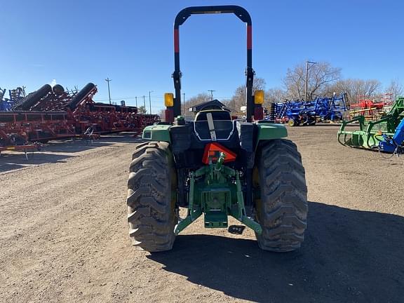 Image of John Deere 4044M equipment image 4