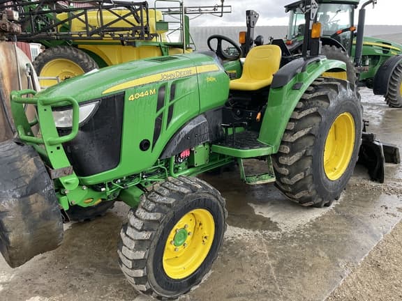 Image of John Deere 4044M equipment image 2