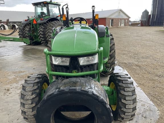 Image of John Deere 4044M equipment image 3
