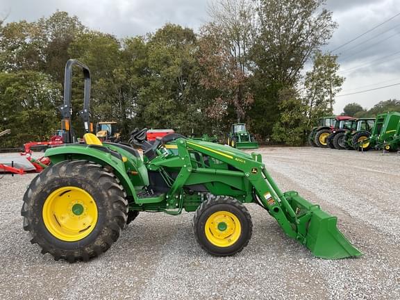 Image of John Deere 4044M equipment image 4