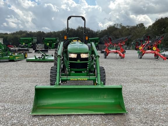 Image of John Deere 4044M equipment image 2
