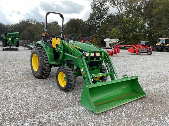 Image of John Deere 4044M equipment image 3