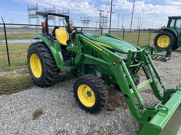 Main image John Deere 4044M