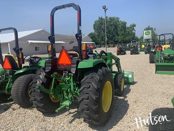 Image of John Deere 4044M equipment image 4
