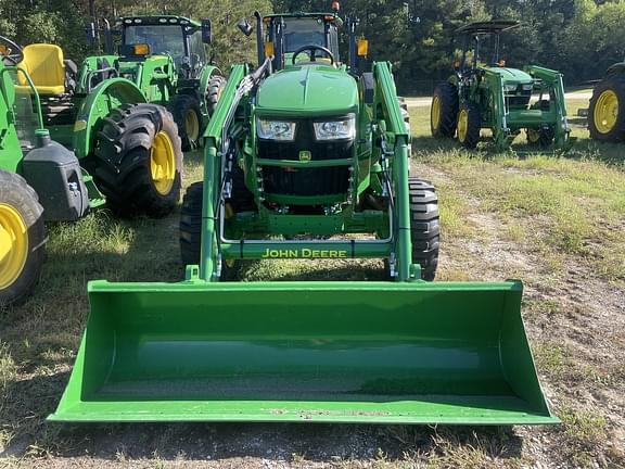 Image of John Deere 4044M equipment image 3