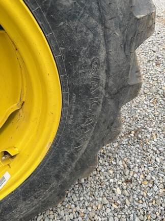 Image of John Deere 4044M equipment image 3