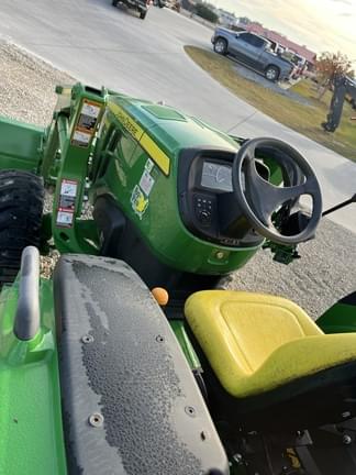Image of John Deere 4044M equipment image 4