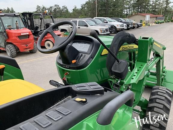 Image of John Deere 4044M equipment image 3