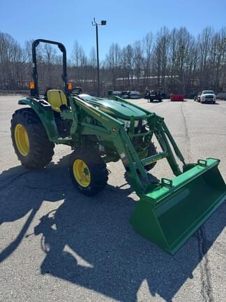 Main image John Deere 4044M