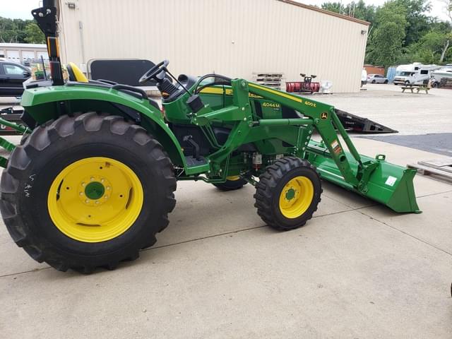 Image of John Deere 4044M equipment image 1