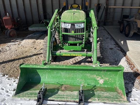 Image of John Deere 4044M equipment image 2