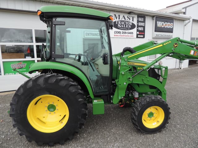 Image of John Deere 4044R equipment image 3