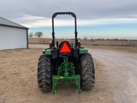 Image of John Deere 4044R equipment image 4
