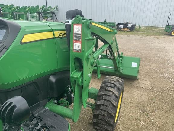 Image of John Deere 4044R equipment image 3