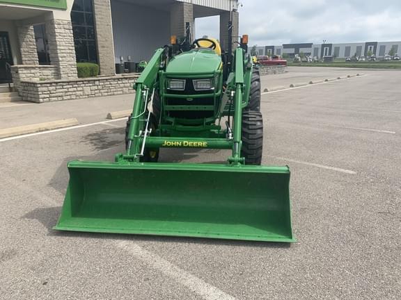 Image of John Deere 4044R equipment image 1