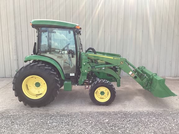 Image of John Deere 4044R equipment image 1