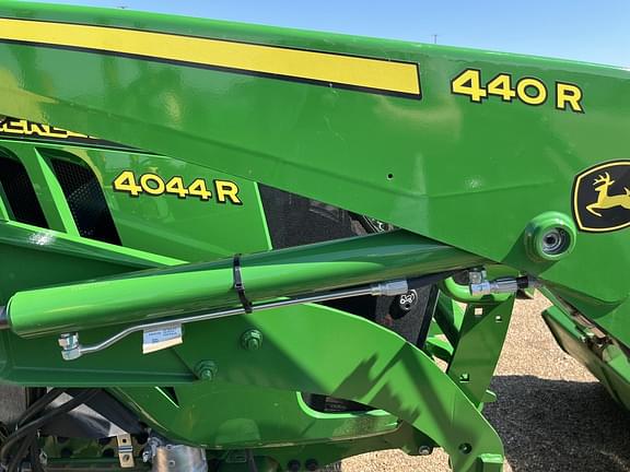 Image of John Deere 4044R equipment image 2