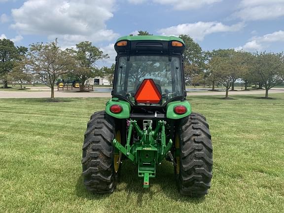 Image of John Deere 4044R equipment image 4