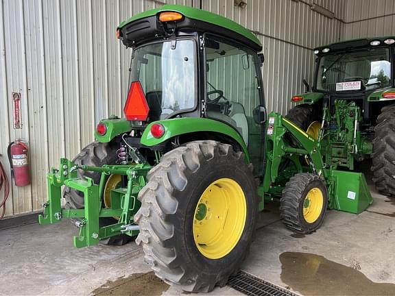 Image of John Deere 4044R equipment image 1