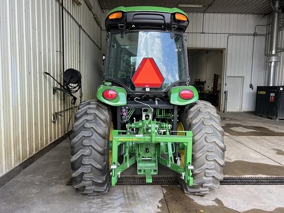 Image of John Deere 4044R equipment image 2