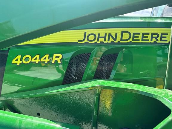 Image of John Deere 4044R equipment image 1