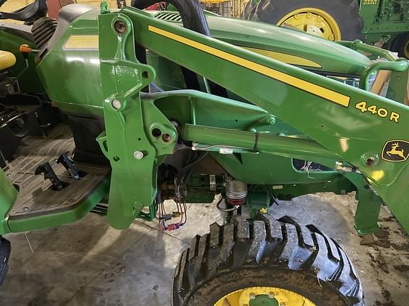 Image of John Deere 4044R equipment image 3