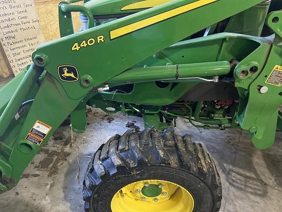 Image of John Deere 4044R equipment image 2