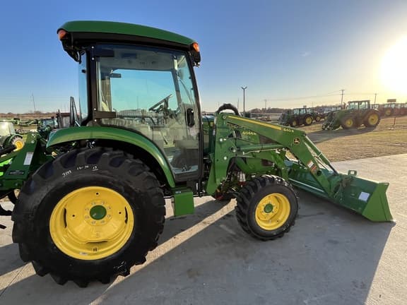 Image of John Deere 4044R equipment image 1