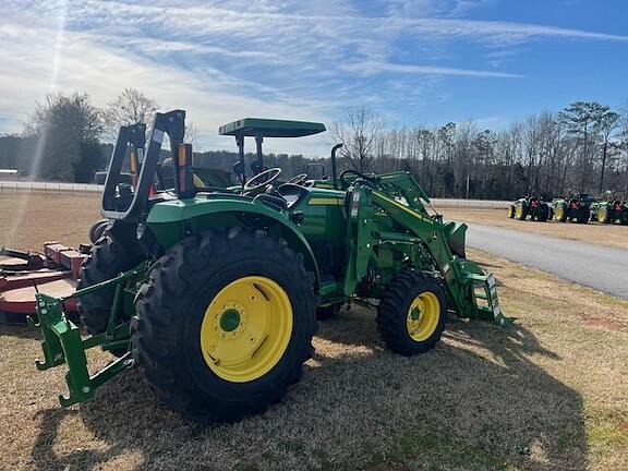 Image of John Deere 4044R equipment image 2