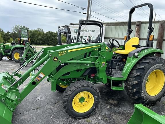 Image of John Deere 4044R equipment image 1