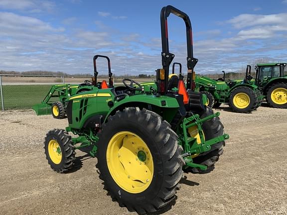 Image of John Deere 4044R equipment image 3