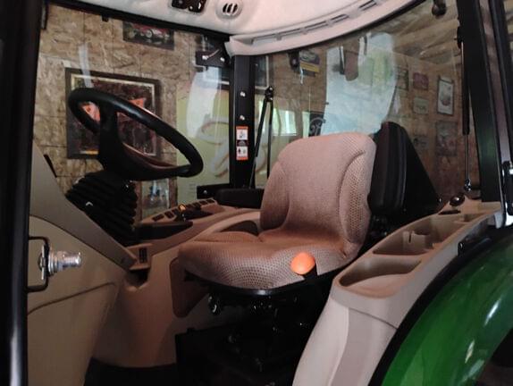 Image of John Deere 4044R Image 0